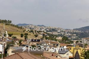 TRILOCALE CON AMPIO TERRAZZO