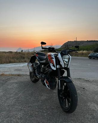 KTM DUKE 125