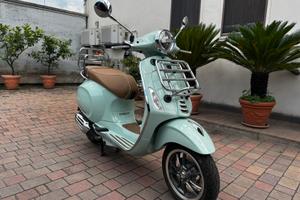 Vespa 50 Sprint  (2023) pari al nuovo- solo 260 km