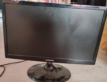 TV 22 pollici Samsung T22C300