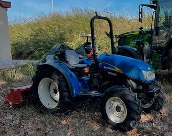 Trattore New Holland T 3030