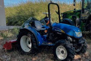 Trattore New Holland T 3030