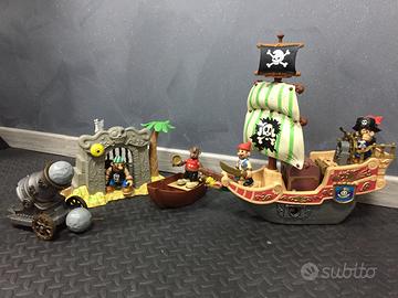 Set da gioco dei Pirati con personaggi