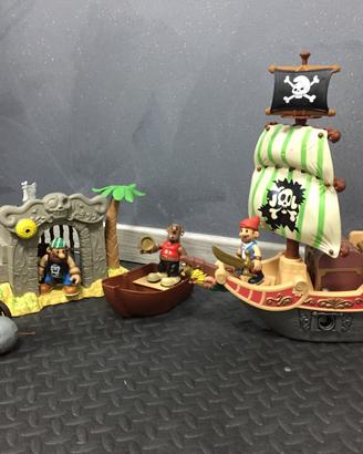 Set da gioco dei Pirati con personaggi