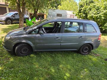 Opel zafira B 1.8 benzina cosmo
