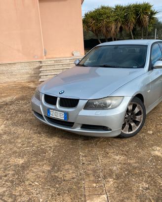 Bmw 320 e90