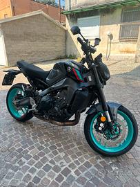 Moto YAMAHA MT-09