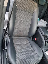 sedile auto  mercedes classe a 2011