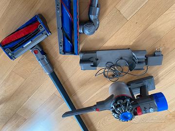 Dyson v8