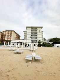 JESOLO - Appartamento 3 camere 2 bagni vista mare