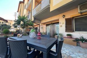 VILLA A SCHIERA A LUZZI