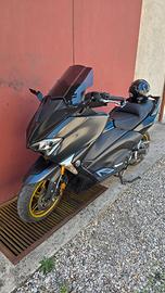 Yamaha T-max 530 DX ABS