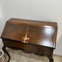 Scrittoio in legno massello