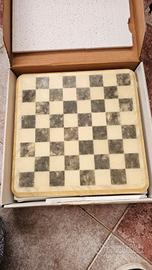 scacchiera in alabastro