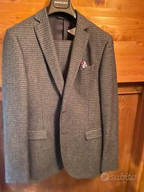 abito uomo falso unito