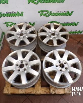 CERCHI IN LEGA GOLF 5 - V 16 X 6.5 ET 38 2004