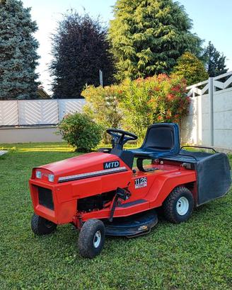 Trattorino Tagliaerba