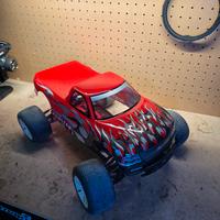 monster truck 1/10 brushless lipo