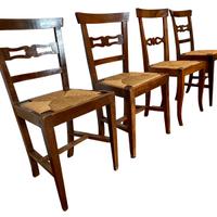 Set di 4 sedie d’epoca restaurate in noce massello