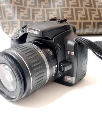 Macchina fotografica reflex Canon EOS 400D