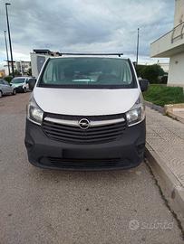 Opel vivaro b van