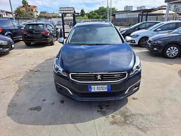 Peugeot 508 BlueHDi 180 EAT6 S&S SW Allure