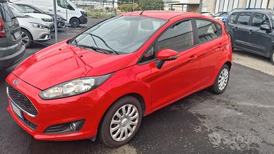 Ford Fiesta 1.400 GPL BOMBOLA NUOVA