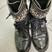 Anfibio 40 con borkie nero + Felpa Guess L nero