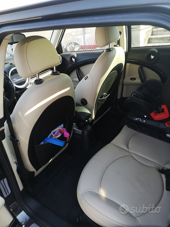 Mini Countryman D WB5053