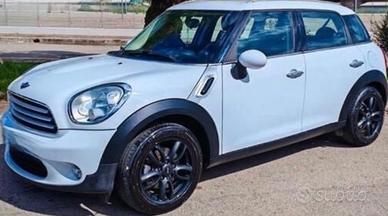 Mini  countryman 1.6 benzina