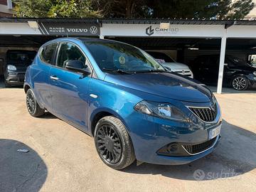 Lancia Ypsilon 1.0 FireFly 5 porte S&S Hybrid Ecoc