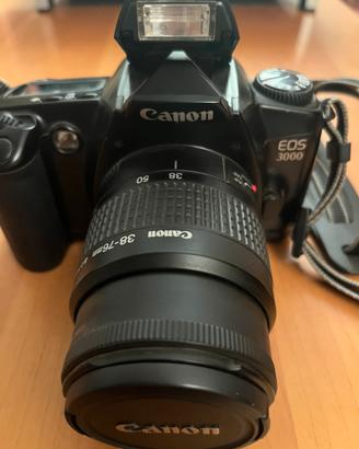 MACCHINA FOTOG. CANON EOS 3000A RULLINO