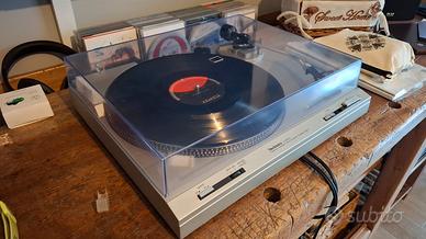 Giradischi Technics SL - B 202  semiautomatico.