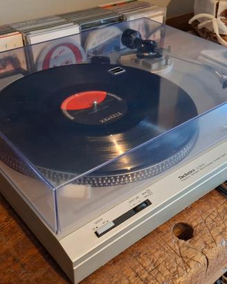 Giradischi Technics SL - B 202  semiautomatico.