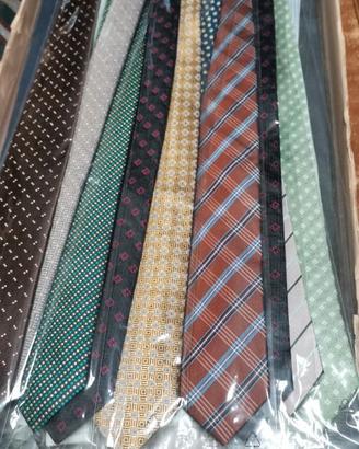 Lotto di 100 cravatte seta made in italy