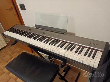 ROLAND FP-2 DIGITAL PIANO