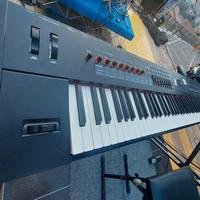 Stage Piano Roland RD 2000