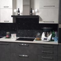 Cucina componibile completa di elettrodomestici