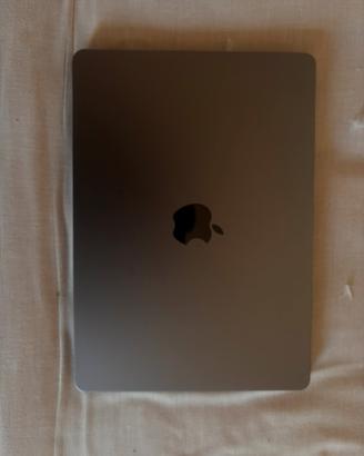 Mcbook air 13” m2