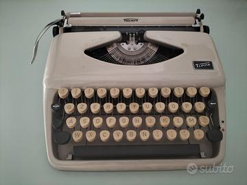 Macchina da scrivere Triumph Tippa