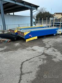 Trasportatore a nastro telescopico
