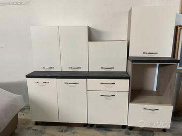 Cucina componibile da 210cm