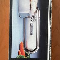 pescera Stainless Steel