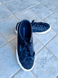scarpe da ginnastica