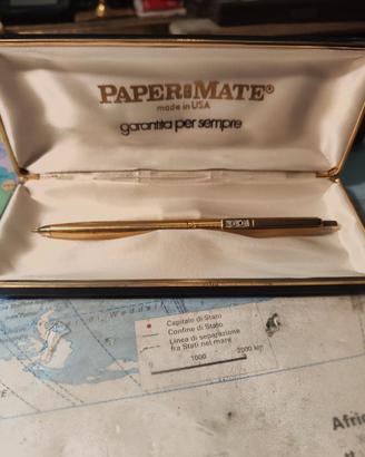 Penna papermate con mina colore blu