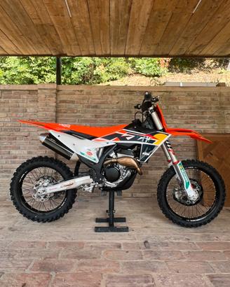KTM SX-F 250 4 TEMPI 2024