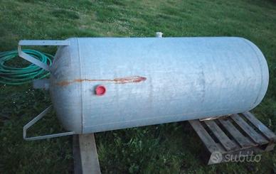 Serbatoio 500 lt cordivari zincato vert. bucato