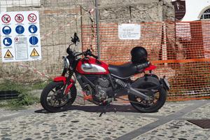 ducati scrambler 