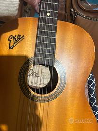 Chitarra Acustica Vintage Eko P2 (Anni '60/'70)