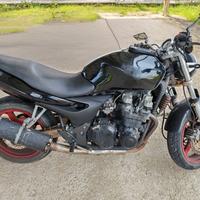 Kawasaki ZR-7